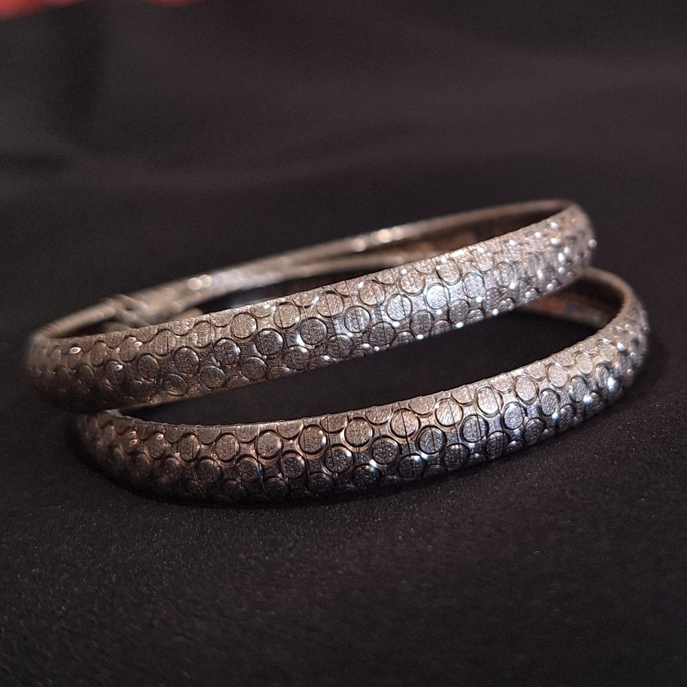 2 Italian Omega "Honey Comb" Flexible Snake Bracelets – 29.6g Signed IBB Vintage